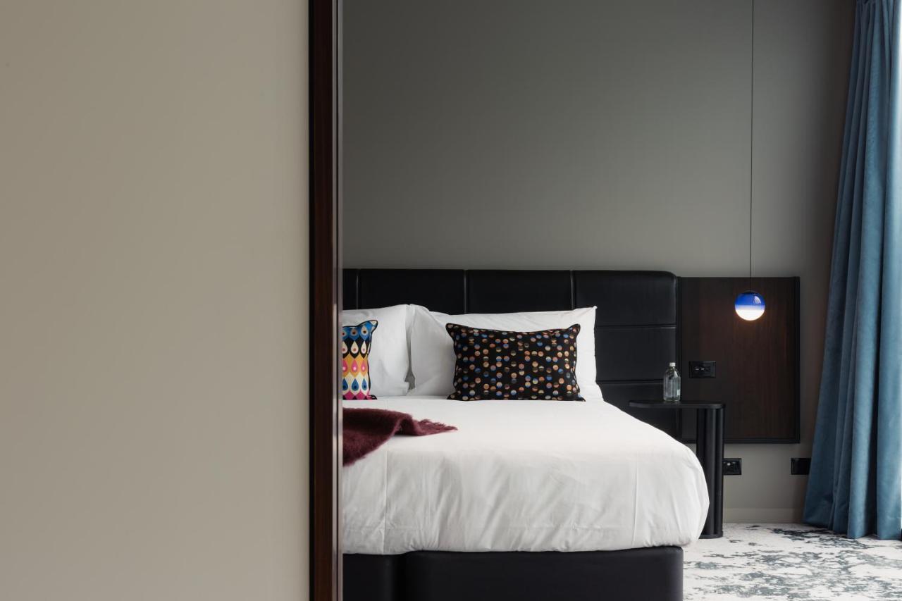 Ebb-ديوندين المظهر الخارجي الصورة A bedroom at the hotel