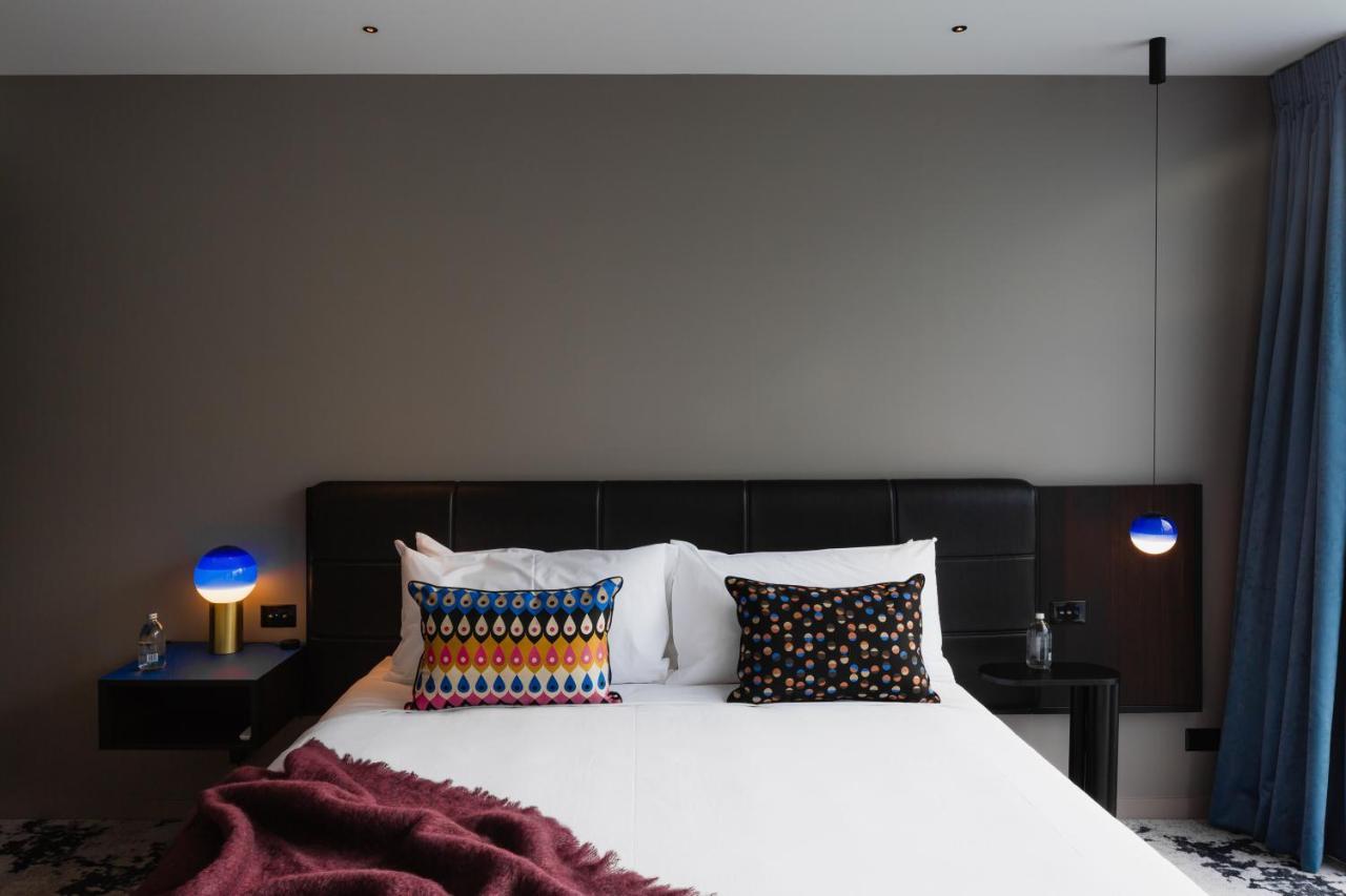 Ebb-ديوندين المظهر الخارجي الصورة A bedroom at the hotel