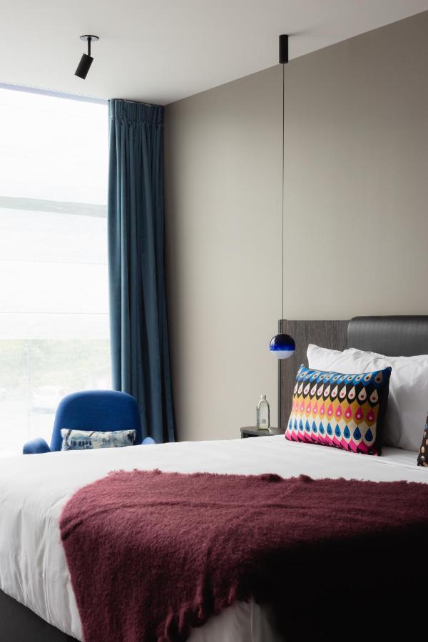 Ebb-ديوندين المظهر الخارجي الصورة A bedroom at the hotel