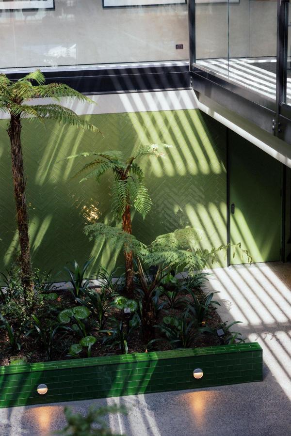 Ebb-ديوندين المظهر الخارجي الصورة The interior of the conservatory