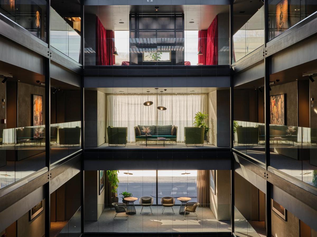 Ebb-ديوندين المظهر الخارجي الصورة The interior of the hotel